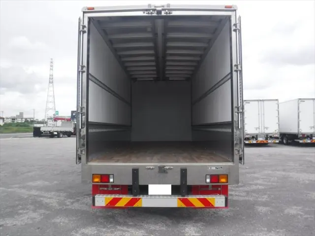 三菱 ファイター 2KG-FK65F(2WD)の写真20