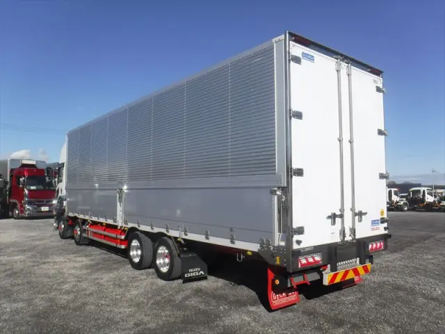 いすゞ ギガ 2PG-CYJ77C(8x4)の写真25