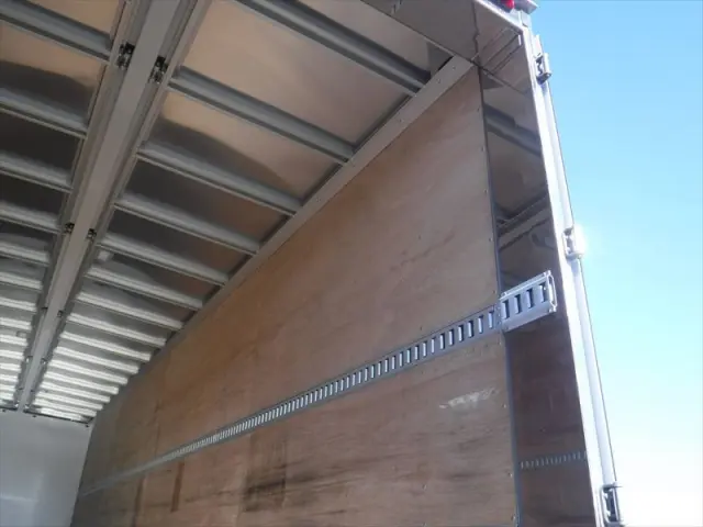 いすゞ ギガ 2PG-CYJ77C(8x4)の写真43