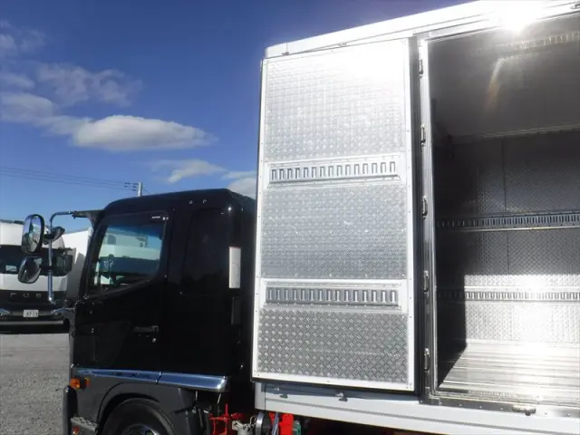 日野 レンジャー 2KG-FD2ABA(2WD)の写真9