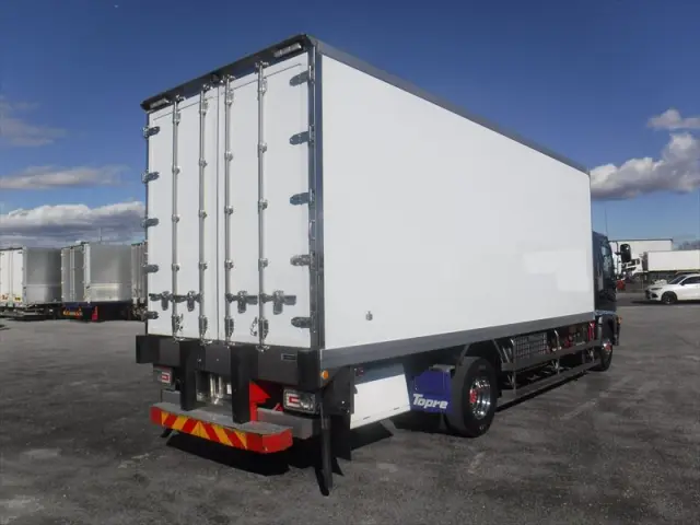 日野 レンジャー 2KG-FD2ABA(2WD)の写真12