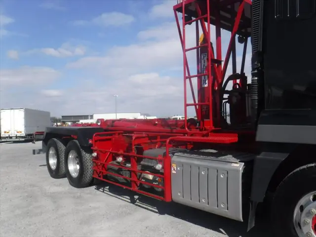 三菱 スーパーグレート 2PG-FV70HY(2WD)の写真5