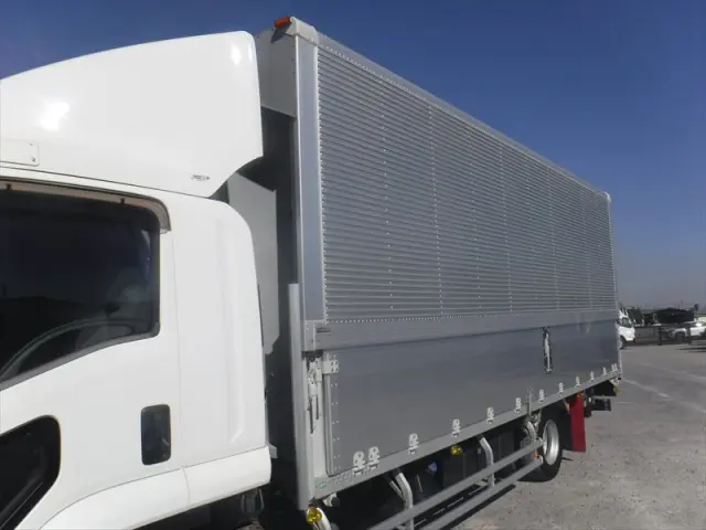 いすゞ フォワード 2RG-FRR90T2(2WD)の写真4