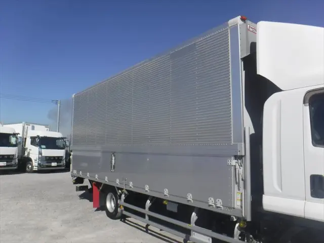 いすゞ フォワード 2RG-FRR90T2(2WD)の写真7