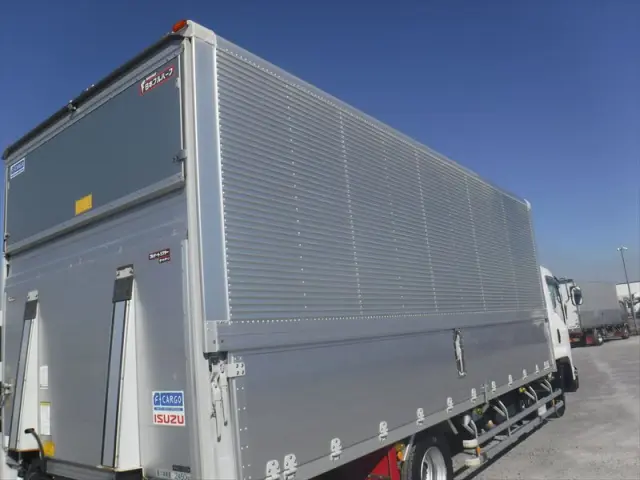 いすゞ フォワード 2RG-FRR90T2(2WD)の写真12