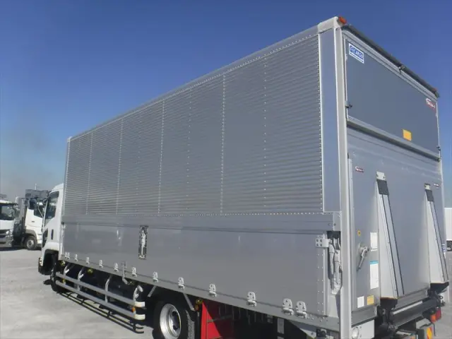 いすゞ フォワード 2RG-FRR90T2(2WD)の写真17