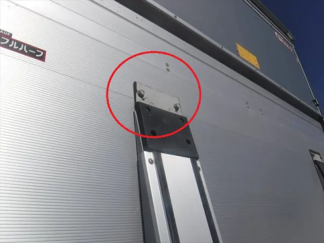 いすゞ フォワード 2RG-FRR90T2(2WD)の写真19