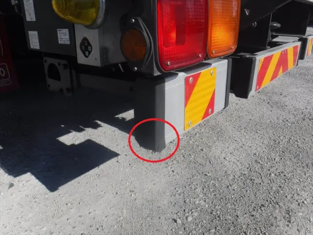 いすゞ フォワード 2RG-FRR90T2(2WD)の写真22