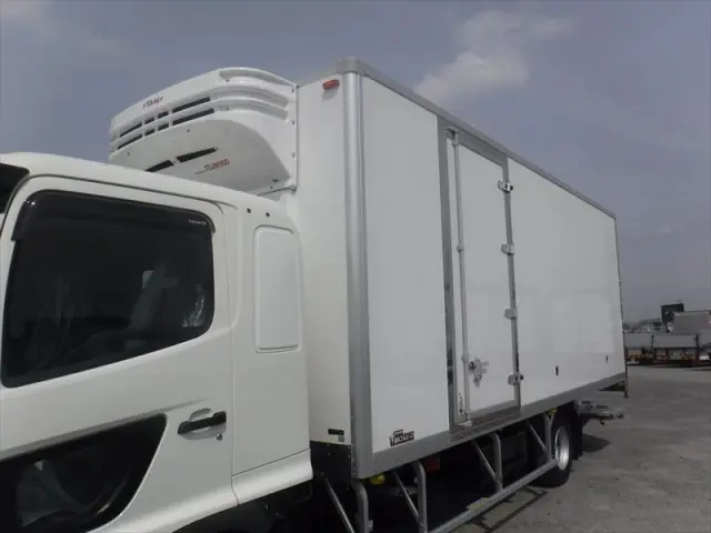 日野 レンジャー 2KG-FD2ABG(2WD)の写真2