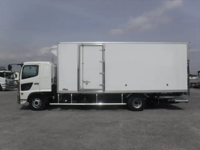 日野 レンジャー 2KG-FD2ABG(2WD)の写真6