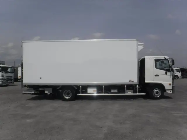 日野 レンジャー 2KG-FD2ABG(2WD)の写真9