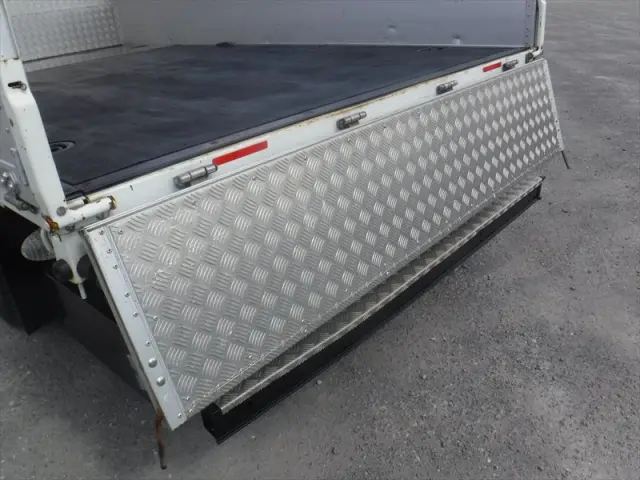 三菱 キャンター TPG-FEB50(2WD)の写真21