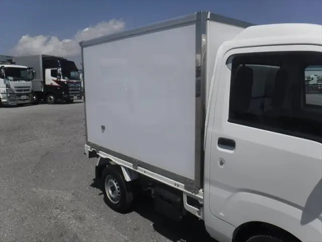 ダイハツ ハイゼットトラック 3BD-S500P(2WD)の写真2