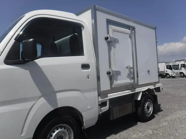 ダイハツ ハイゼットトラック 3BD-S500P(2WD)の写真5