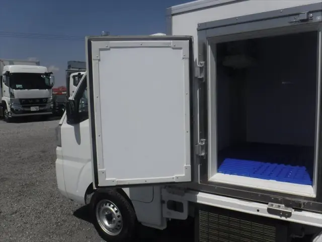 ダイハツ ハイゼットトラック 3BD-S500P(2WD)の写真8