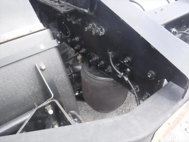 日野 プロフィア QPG-SH1EDDG(2WD)の写真25