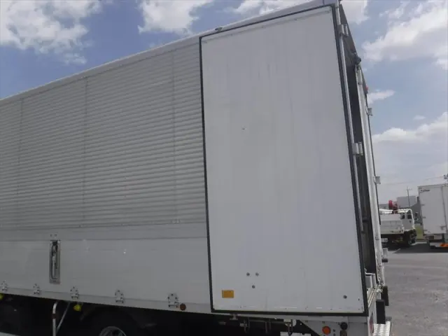 三菱 ファイター TKG-FK64F(2WD)の写真19