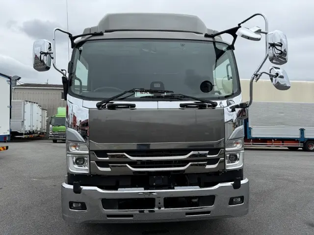いすゞ フォワード 2RG-FRR90T2(2WD)の写真3