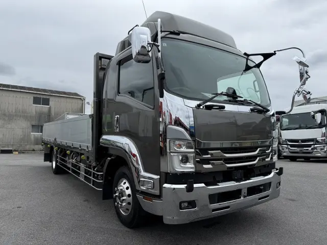 いすゞ フォワード 2RG-FRR90T2(2WD)の写真4