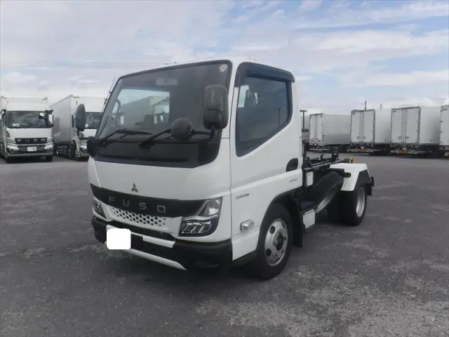 三菱 キャンター 2RG-FBAV0(2WD)の写真1