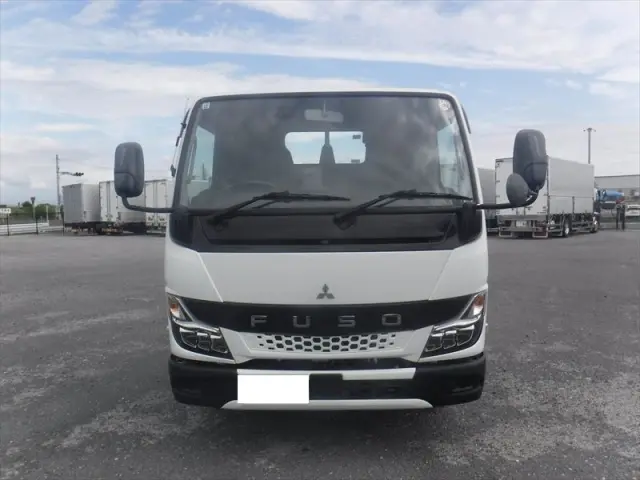三菱 キャンター 2RG-FBAV0(2WD)の写真2