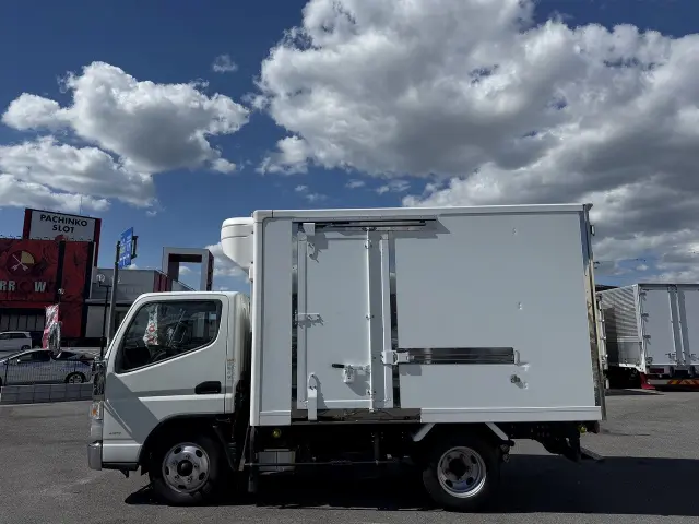 三菱 キャンター TPG-FBA50(2WD)の写真4