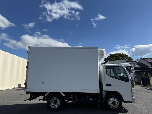 三菱 キャンター TPG-FBA50(2WD)の写真5