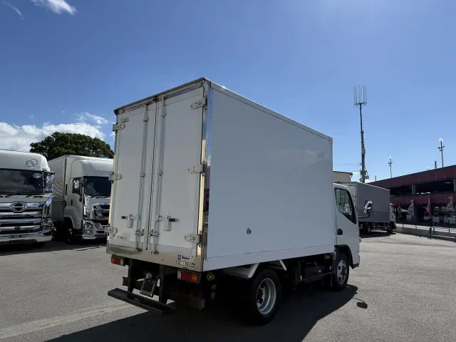 三菱 キャンター TPG-FBA50(2WD)の写真8