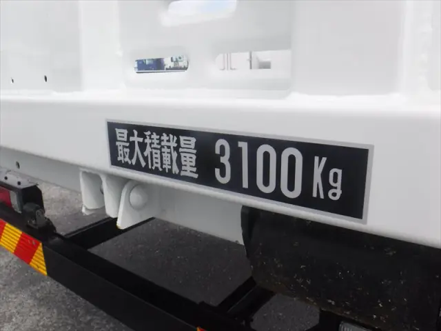 三菱 キャンター 2PG-FEB80(2WD)の写真13