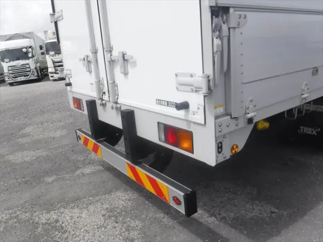 三菱 ファイター 2KG-FK61F(2WD)の写真14