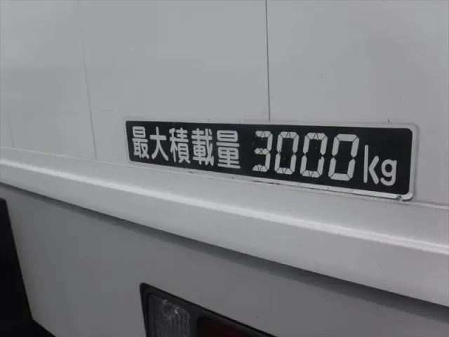 三菱 ファイター 2KG-FK61F(2WD)の写真15