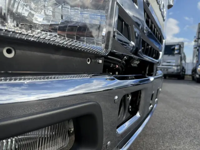いすゞ エルフ 2RG-NJR88A(2WD)の写真16