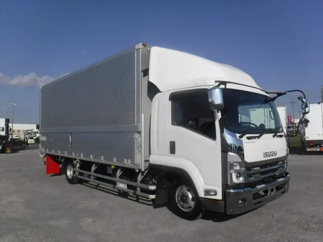 いすゞ フォワード 2RG-FRR90T2(2WD)の写真7