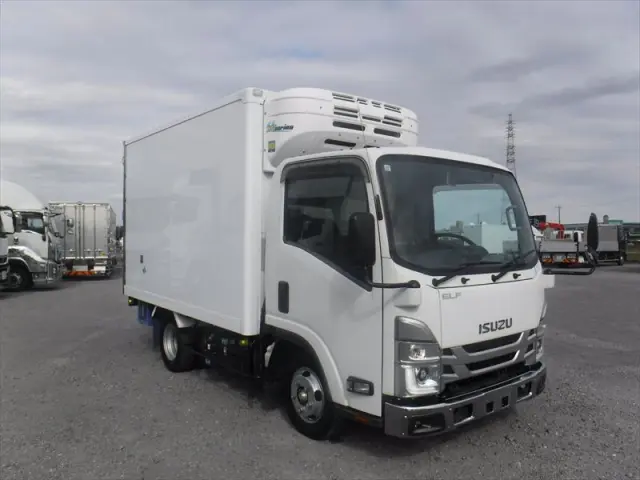 いすゞ エルフ 2RG-NLR88AN(2WD)の写真6