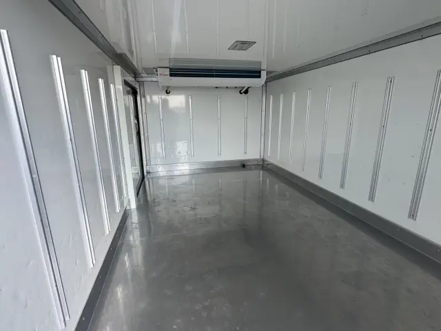 トヨタ ダイナ QDF-KDY221の写真4