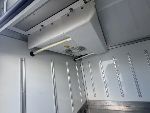 トヨタ ダイナ QDF-KDY221の写真8