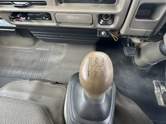 いすゞ エルフ ＫＣ-ＮＫＲ66ＥＡの写真13