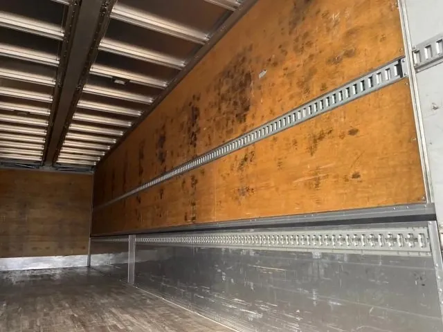 いすゞ ギガ QKG-CYJ77A(8x4)の写真22