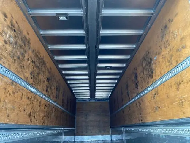 いすゞ ギガ QKG-CYJ77A(8x4)の写真25