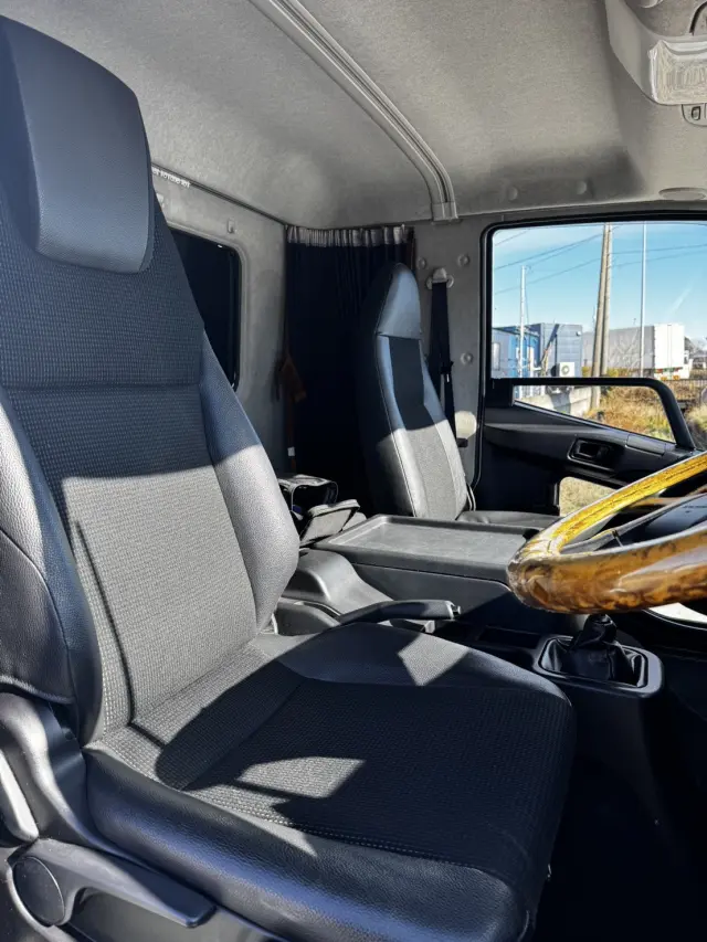 三菱 ファイター 2ＫＧ-ＦＫ61Ｆの写真23