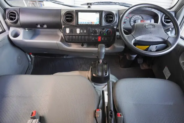 日野 デュトロ TKG-XZU605M(2WD)の写真46