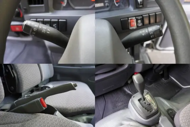 いすゞ エルフ 2RG-NHR88A(2WD)の写真37
