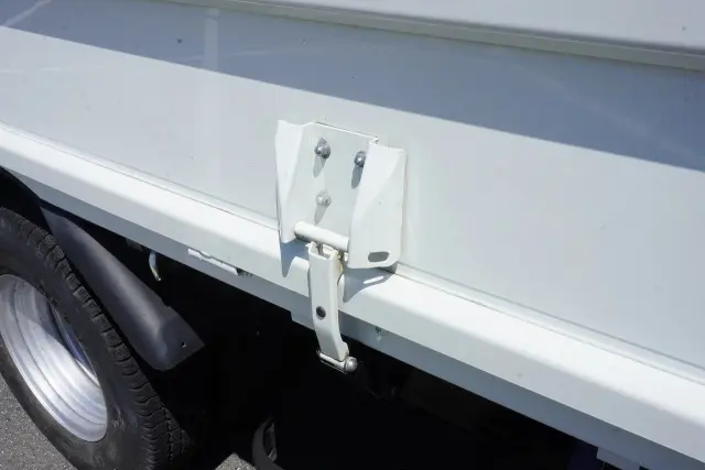 三菱 キャンター TPG-FGA20(4WD)の写真15
