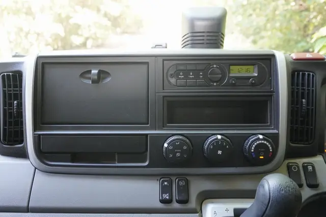 三菱 キャンター TPG-FGA20(4WD)の写真40