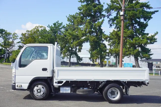 いすゞ エルフ TPG-NJR85A(2WD)の写真13
