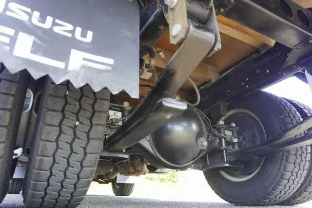 いすゞ エルフ TPG-NJR85A(2WD)の写真29