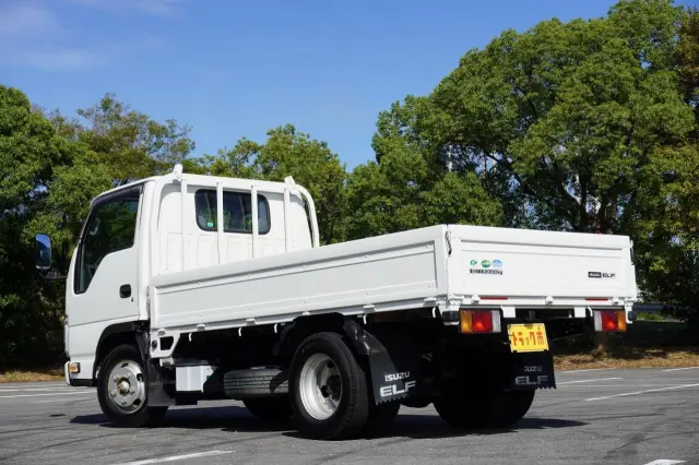 いすゞ エルフ TRG-NJR85A(2WD)の写真11