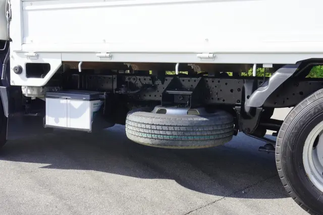 いすゞ エルフ TRG-NJR85A(2WD)の写真27
