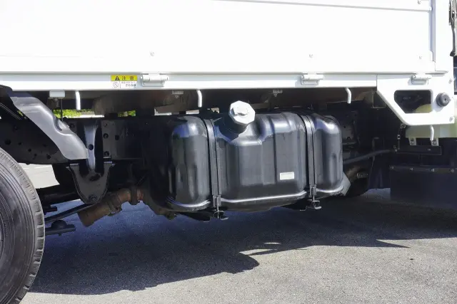 いすゞ エルフ TRG-NJR85A(2WD)の写真28