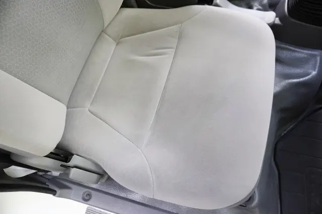 いすゞ エルフ TRG-NJR85A(2WD)の写真45